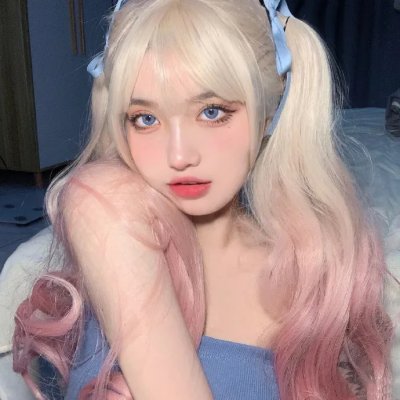 顾总又在孔雀开屏